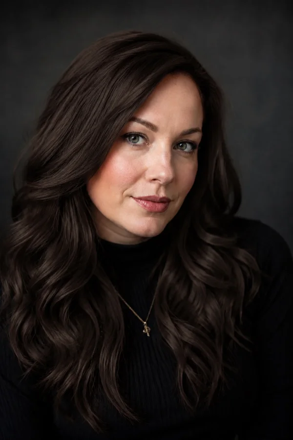 Portrait before a hairstyle preview